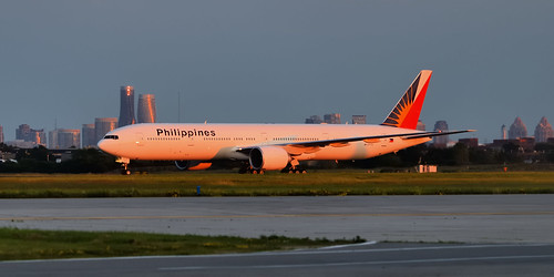 Boeing 777 Philippine Airlines